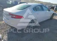 2011 Jaguar XF photo