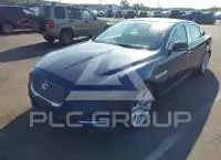2011 Jaguar XJ photo