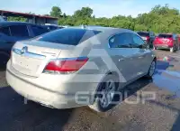 2011 Buick LACROSSE фото