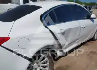 2011 Buick REGAL фото