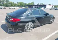 2011 Infinity M56 фото
