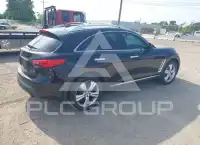 2011 Infinity FX35 photo