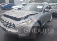 2011 Infinity FX35 photo