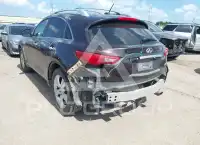 2011 Infinity FX35 photo