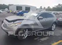 2011 Infinity FX35 photo