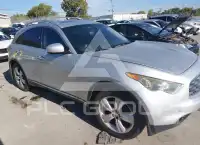 2011 Infinity FX35 photo