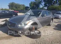 2011 Infinity M37 photo