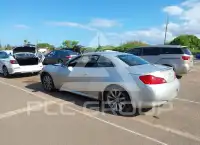 2011 Infinity G37 photo