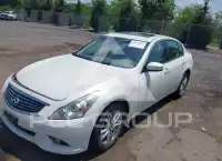 2011 Infinity G25 photo