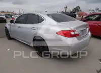 2011 Infinity M37 photo