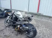 2011 Suzuki GSX-R600 фото