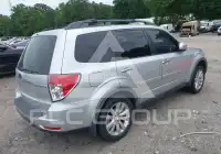2011 Subaru Forester фото