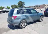 2011 Subaru Forester фото