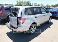 2011 Subaru Forester фото