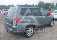 2011 Subaru Forester photo
