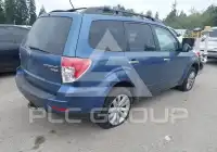 2011 Subaru Forester photo