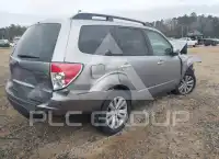 2011 Subaru Forester фото