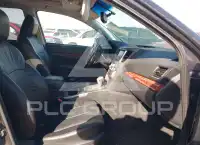 2011 Subaru Outback photo