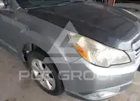 2011 Subaru Outback photo