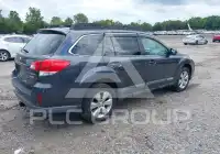 2011 Subaru Outback photo