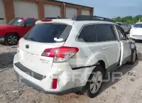 2011 Subaru Outback photo