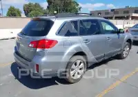 2011 Subaru Outback photo