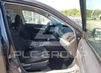 2011 Subaru Outback photo
