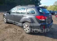 2011 Subaru Outback photo