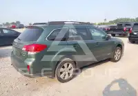 2011 Subaru Outback photo