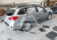 2011 Subaru Outback фото