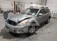 2011 Subaru Outback фото