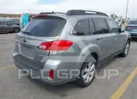 2011 Subaru Outback photo