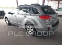 2011 Subaru Outback photo