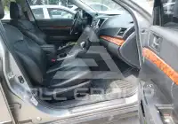 2011 Subaru Outback фото