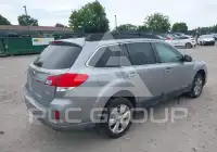 2011 Subaru Outback фото