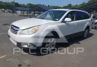 2011 Subaru Outback фото
