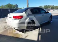 2011 Subaru Legacy фото