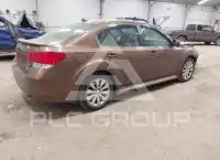 2011 Subaru Legacy фото