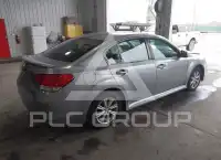 2011 Subaru Legacy фото