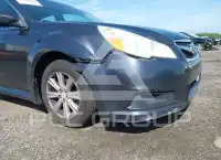 2011 Subaru Legacy фото
