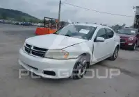 2011 Dodge AVENGER photo