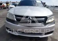 2011 Dodge AVENGER photo