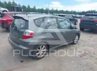2011 Honda FIT фото