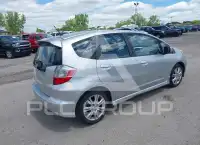 2011 Honda FIT photo