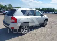 2011 Jeep COMPASS photo