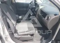 2011 Jeep COMPASS photo