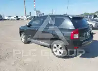 2011 Jeep COMPASS photo