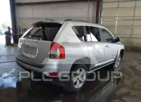 2011 Jeep COMPASS photo