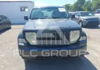 2011 Jeep LIBERTY photo