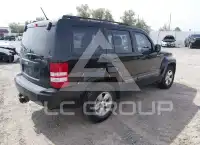 2011 Jeep LIBERTY фото